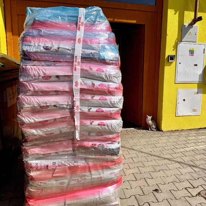 Zásoba granulí Royal Canin Sensible na 3 měsíce